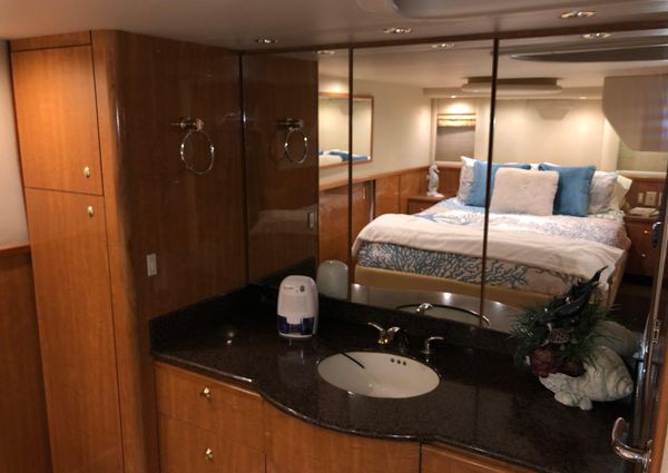 Bayliner 5288-PILOTHOUSE image