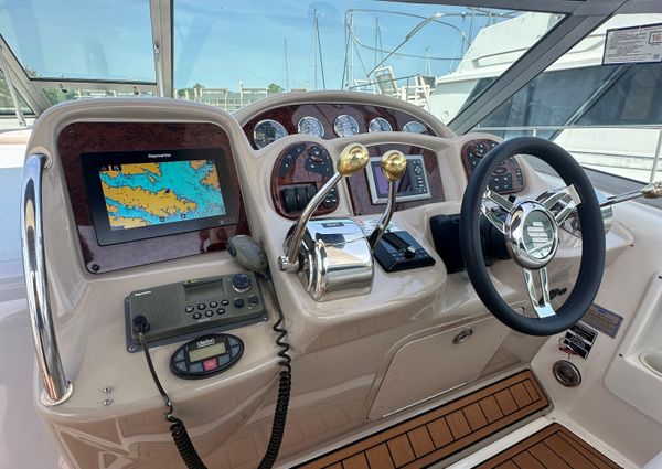 Sea Ray 340 Sundancer image