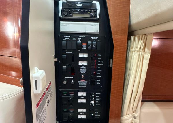 Sea Ray 340 Sundancer image