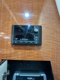 Sea Ray 340 Sundancer image