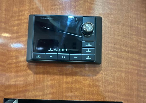 Sea Ray 340 Sundancer image