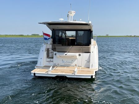 Sea Ray 400 Sundancer image