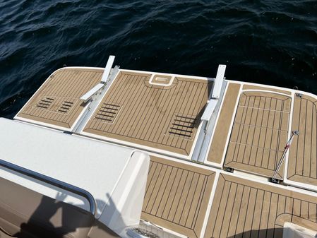 Sea Ray 400 Sundancer image