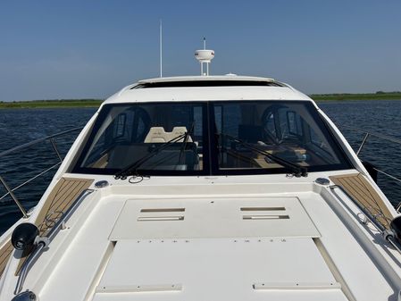 Sea Ray 400 Sundancer image