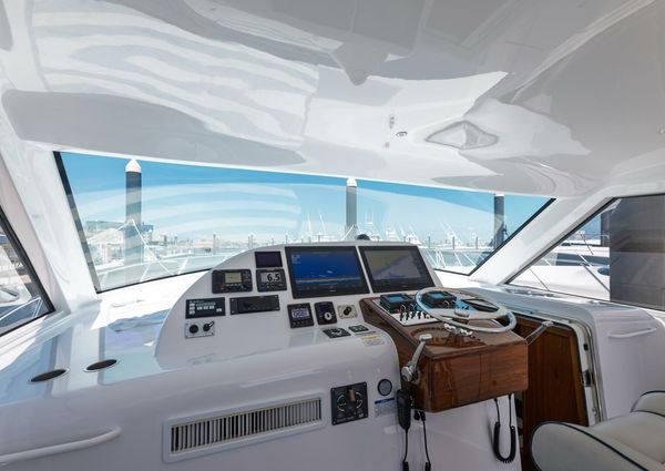 Hatteras GT45X Flybridge image