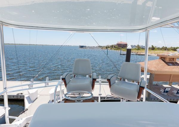 Hatteras GT45X Flybridge image