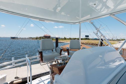 Hatteras GT45X Flybridge image