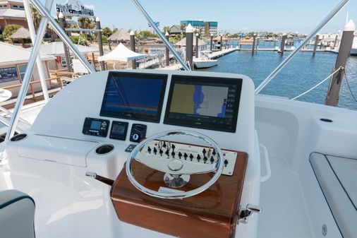 Hatteras GT45X Flybridge image