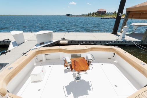 Hatteras GT45X Flybridge image