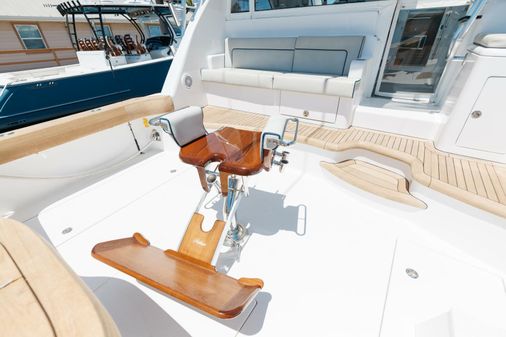 Hatteras GT45X Flybridge image