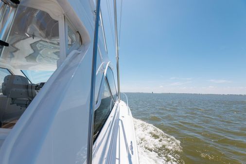 Hatteras GT45X Flybridge image