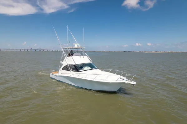Hatteras GT45X Flybridge image