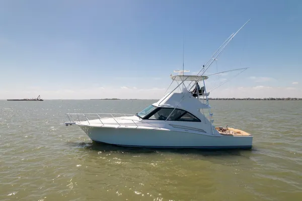 Hatteras GT45X Flybridge image