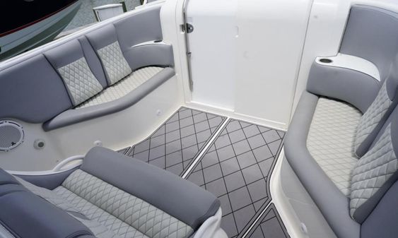 Concept 4400 Sport Yacht image