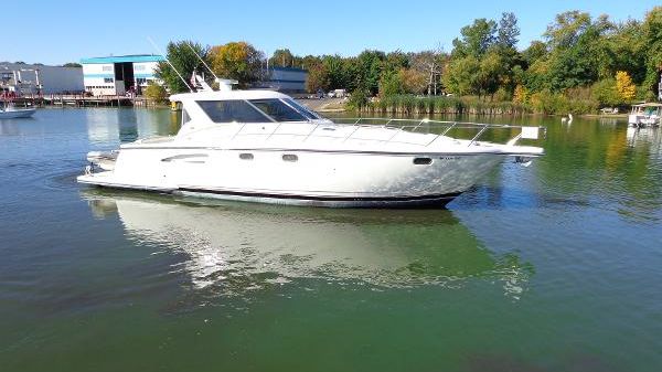 Tiara Yachts 4700 Sovran/Freshwater!!! 