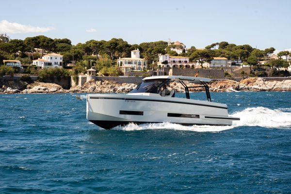 De Antonio Yachts D32 OPEN - main image