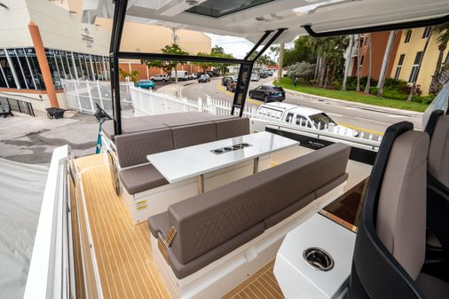 De Antonio Yachts D32 OPEN image