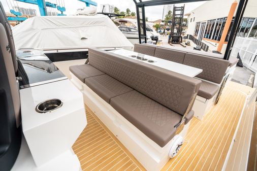 De Antonio Yachts D32 OPEN image