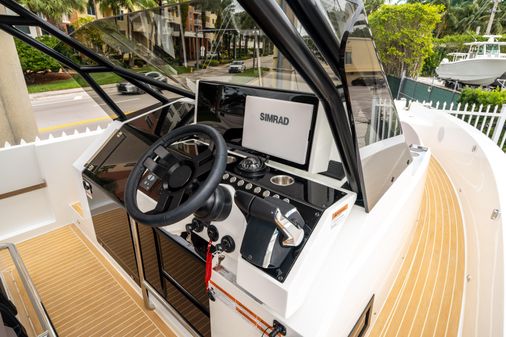 De Antonio Yachts D32 OPEN image