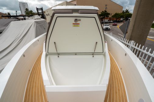 De Antonio Yachts D32 OPEN image