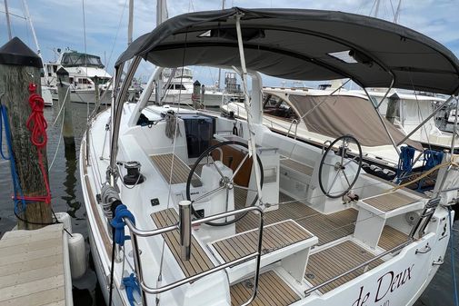 Beneteau Oceanis 38 image