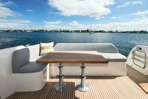 Prestige 420 Flybridge image