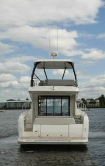 Prestige 420 Flybridge image