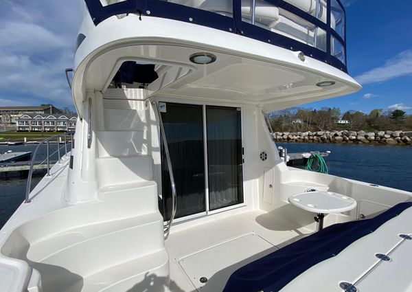 Sea Ray 420 Sedan Bridge image