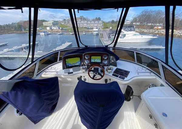 Sea Ray 420 Sedan Bridge image