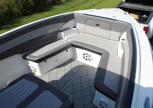 Nor-tech 340-SPORT-CENTER-CONSOLE image