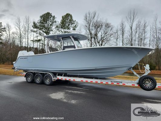 Sportsman Open 322 Center Console - main image