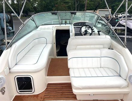 Sea Ray 270 Sundancer image