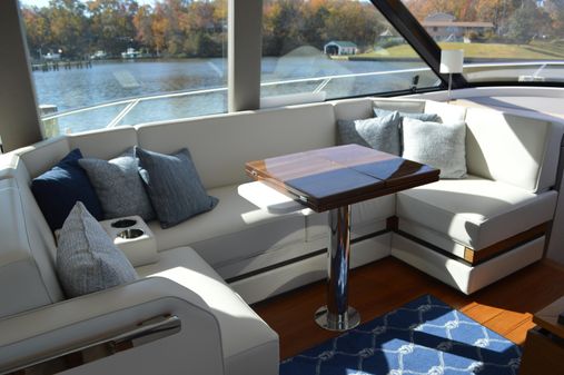 Tiara Yachts C49 Coupe image