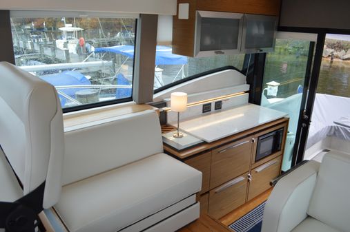 Tiara Yachts C49 Coupe image