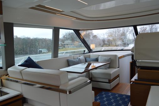 Tiara Yachts C49 Coupe image