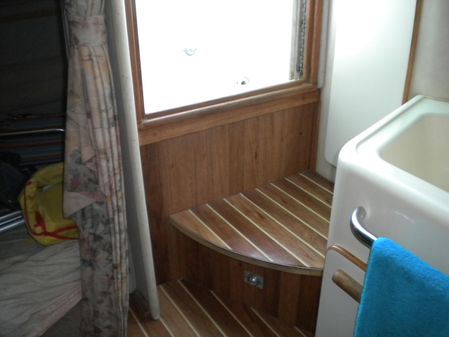 Sea Ray 330 Sundancer image
