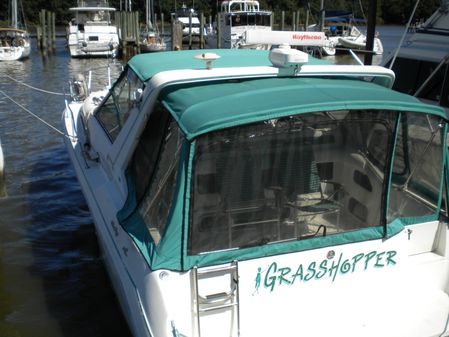 Sea Ray 330 Sundancer image