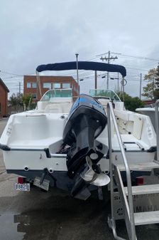 Boston-whaler 21-VENTURA image