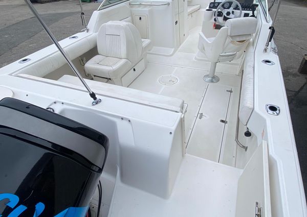 Boston-whaler 21-VENTURA image