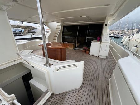 Ferretti Yachts 810 image