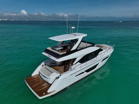 Ferretti Yachts 580 image