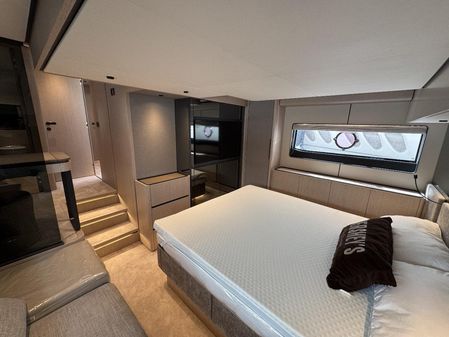 Ferretti Yachts 580 image