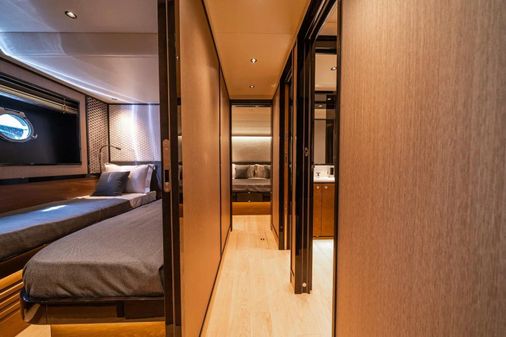 Absolute Navetta 68 image