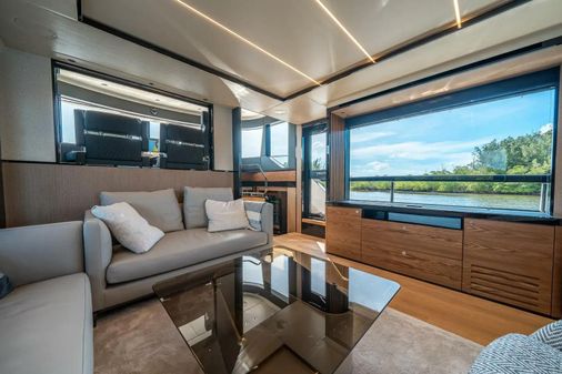 Absolute Navetta 68 image