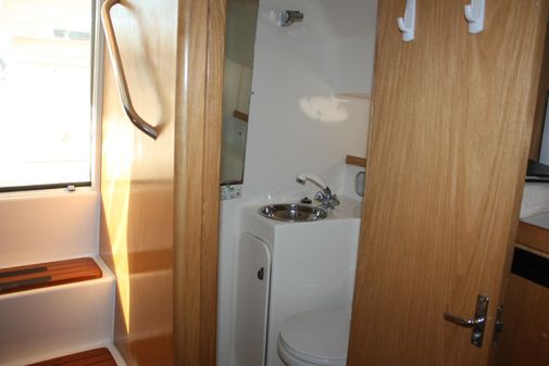 Tiara Yachts 3100 Open image