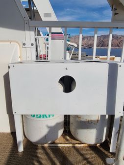 Fun Country Houseboat image