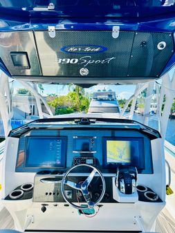 Nor-Tech 390 Sport Center Console image