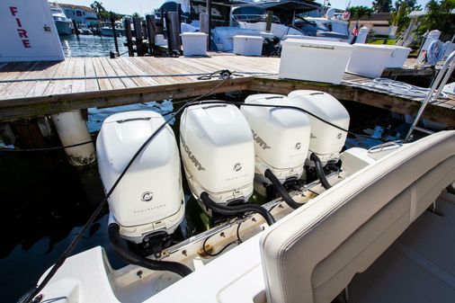 Boston Whaler 380 Realm image