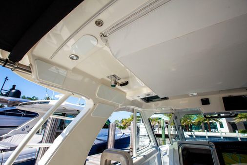 Boston Whaler 380 Realm image