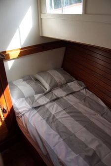 Grand Banks 42 Motoryacht image